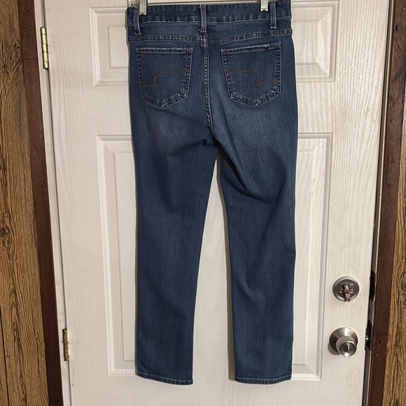 Time and Tru Classic Blue Jeans - Picture 10 of 10